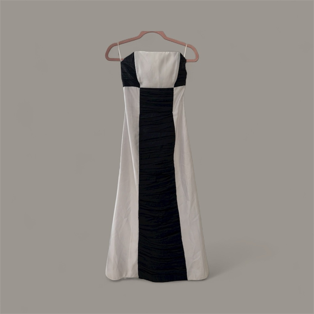 Jessica McClintock Strapless Black and White Gown